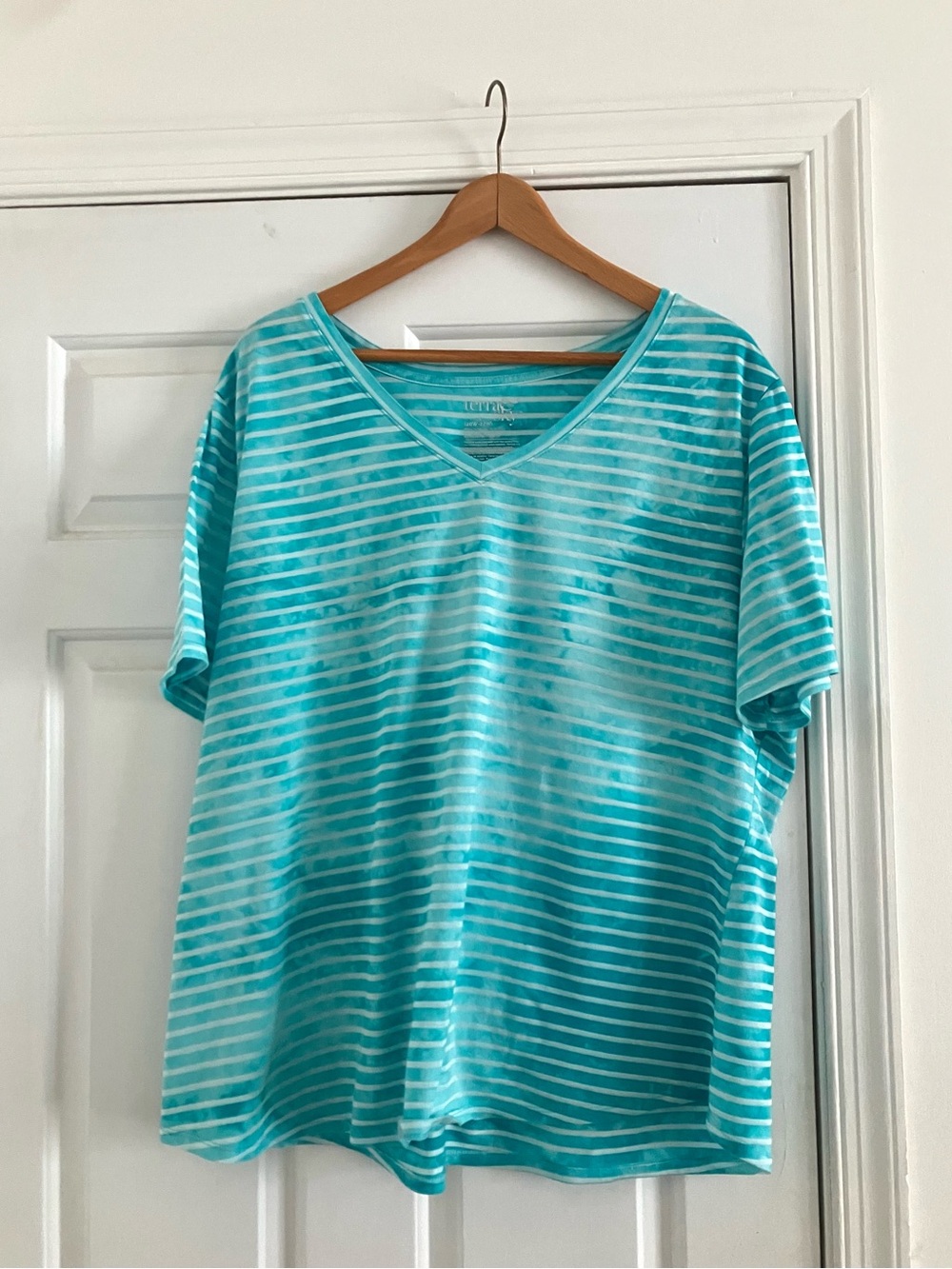 Terra & Sky Blue and White Tie Dye Striped Whimsical Nautical V-Neck T-Shirt- 2X